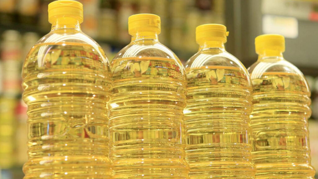 ভোজ্যতেল আমদানিতে পুনরায় ভ্যাট কমলো