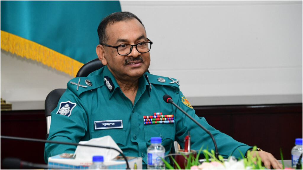 গণ-মামলায় গণ-আসামি থাকবে না : ডিএমপি কমিশনার