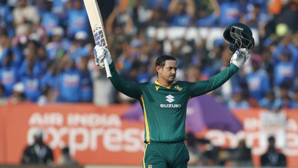 ভারতের বিপক্ষে ‘অঘোষিত ফাইনালে’ ডি ককের সেঞ্চুরি