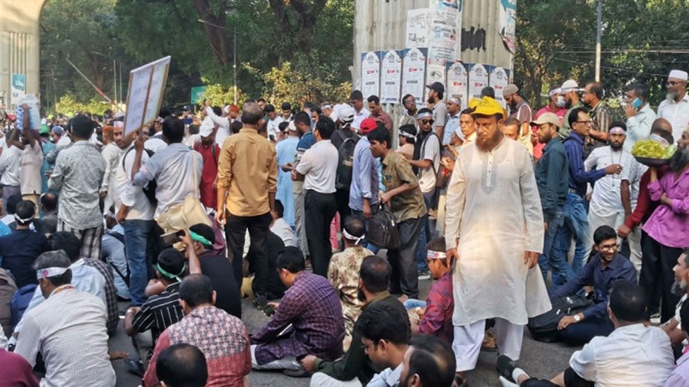 ‘শহীদ ফাতেমা আক্তারের আত্মত্যাগ বৃথা যেতে দেব না’