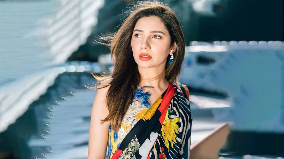 মানসিক রোগে ভুগছেন মাহিরা খান