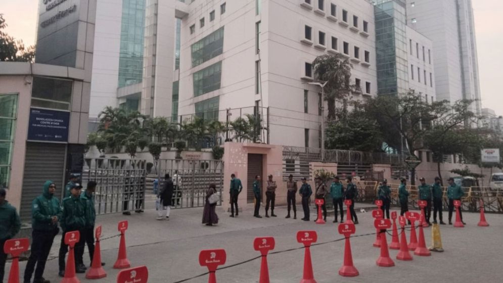এভারকেয়ার হাসপাতালে নিরাপত্তা জোরদার