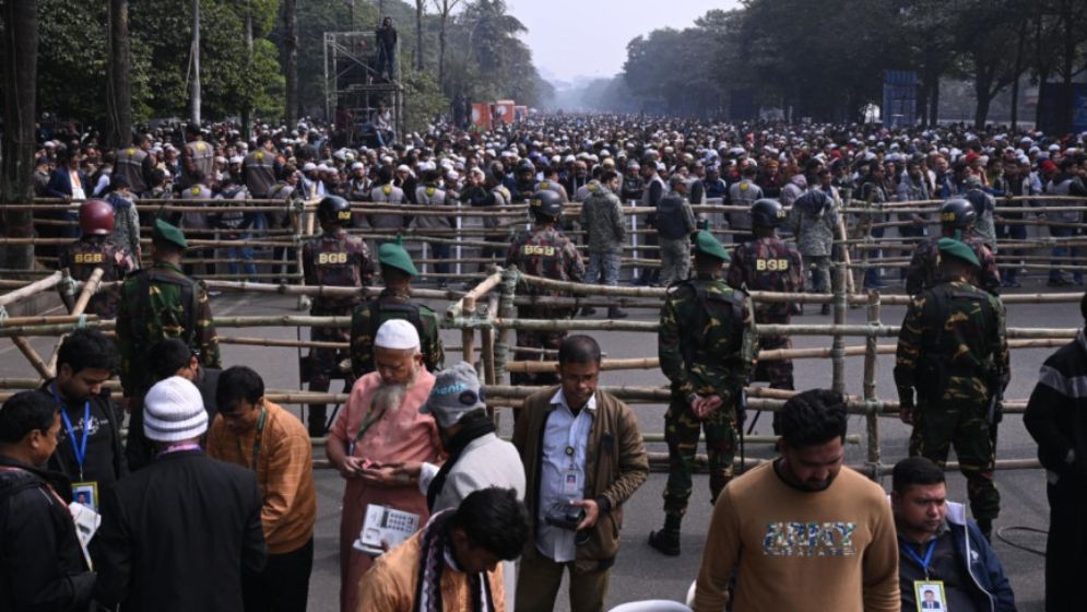 মানিক মিয়া অ্যাভিনিউয়ে জানাজা অনুষ্ঠানের প্রস্তুতি সম্পন্ন