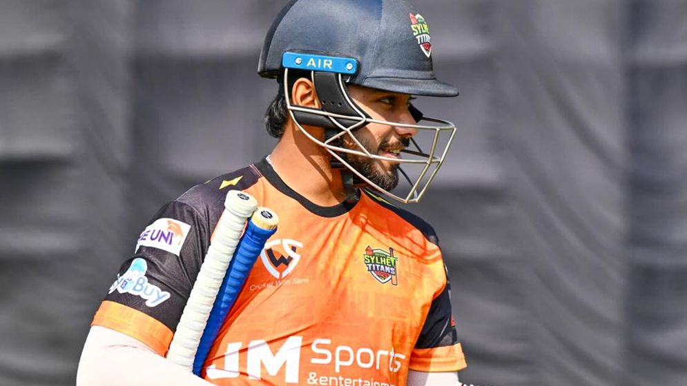 রাজশাহীকে বড় টার্গেট দিল সিলেট